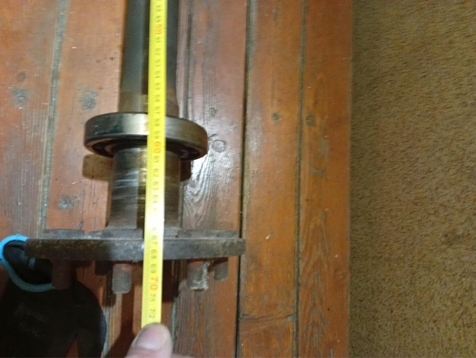 Półoś do ciagnika