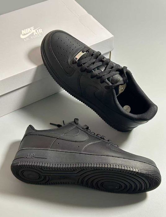 Nike“Air_Force_1_Low_'07” Czarny R.40