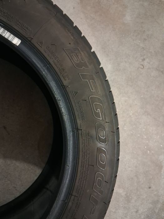 Vendo pneus Usados 215/55 R16