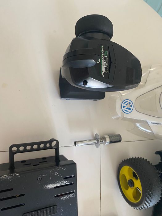 Carro rádio controlo a gasolina