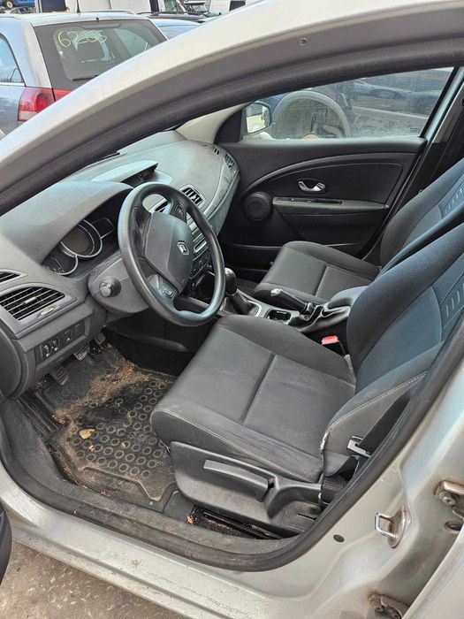 Na Części Renault Megane 3 III Hatchback 1.6 16V Benzyna