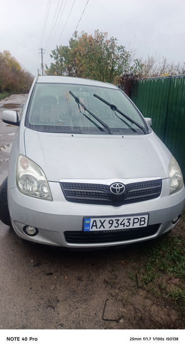 Toyota Corolla Verso 2003