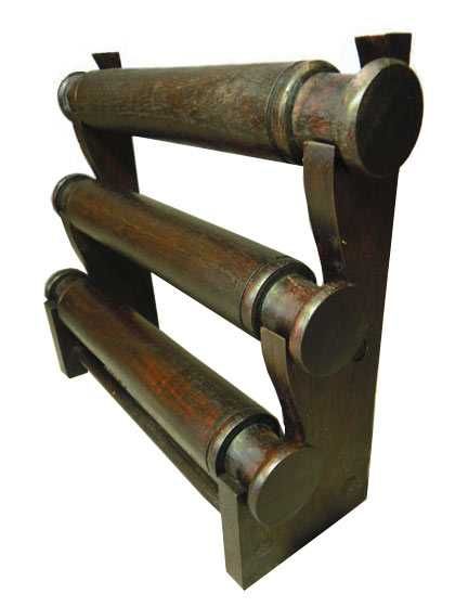 Stojak EKSPOZYTOR na Bransoletki Zegarki - Lite Drewno, Elegancki