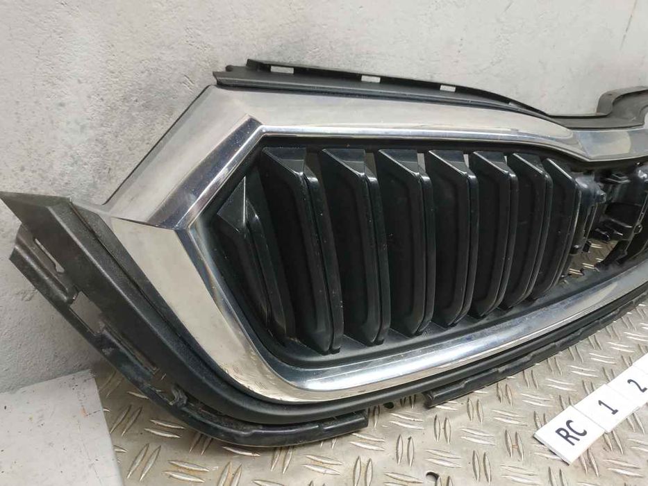 VAG Skoda Karoq 2018- решітка радіатора  RC1277 RC1277