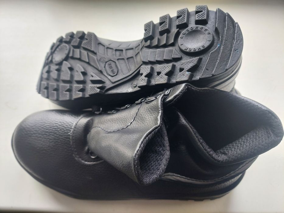 Зимовий костюм Гудок р.48-50  зріст 176  черевики(ботінки) 43р.