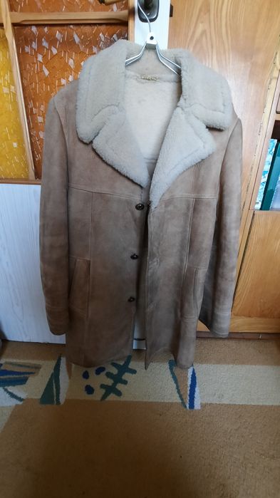 Kożuch z owczej skóry marki Shearling by Lawrence