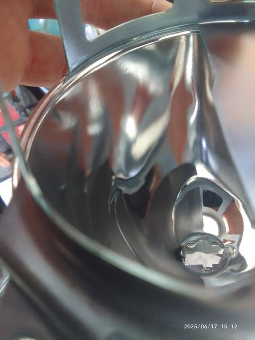 Штатні лінзи фар Renault Captur 2016 року