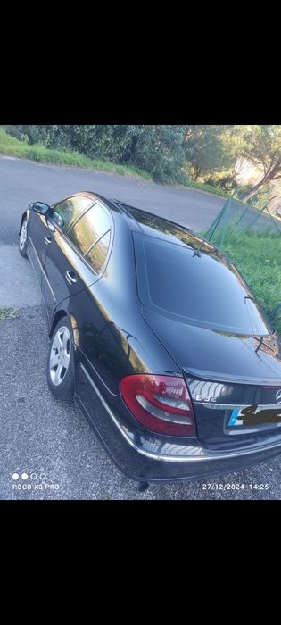 Mercedes-Benz E 320 — fotografia 3