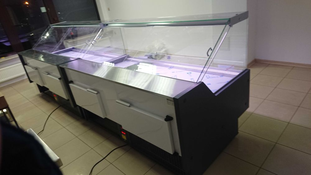 Lada chłodnicza witryna GRAVIS 308 CM NOWA OD RĘKI LADY CHŁODNICZE