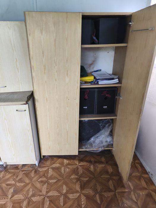 Szafa i szafki 4 sztuki