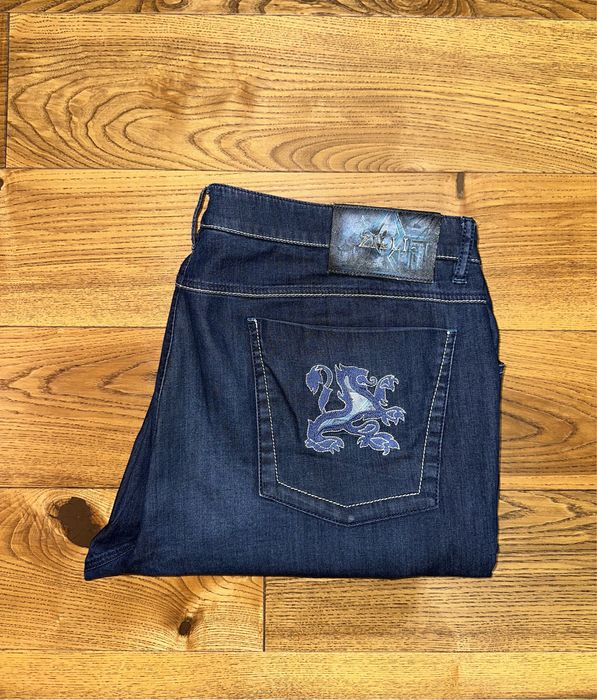 Легкие джинсы Zilli