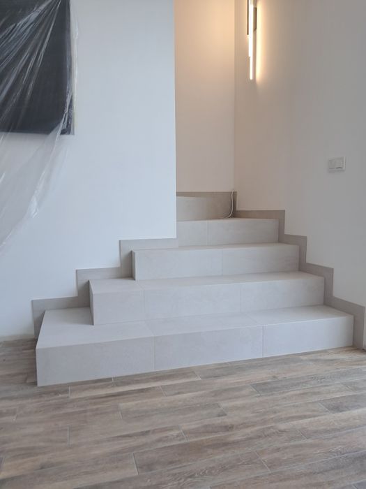 Плиточник. Укладка плитки. Плиточні роботи. Якісно. Технологічно.