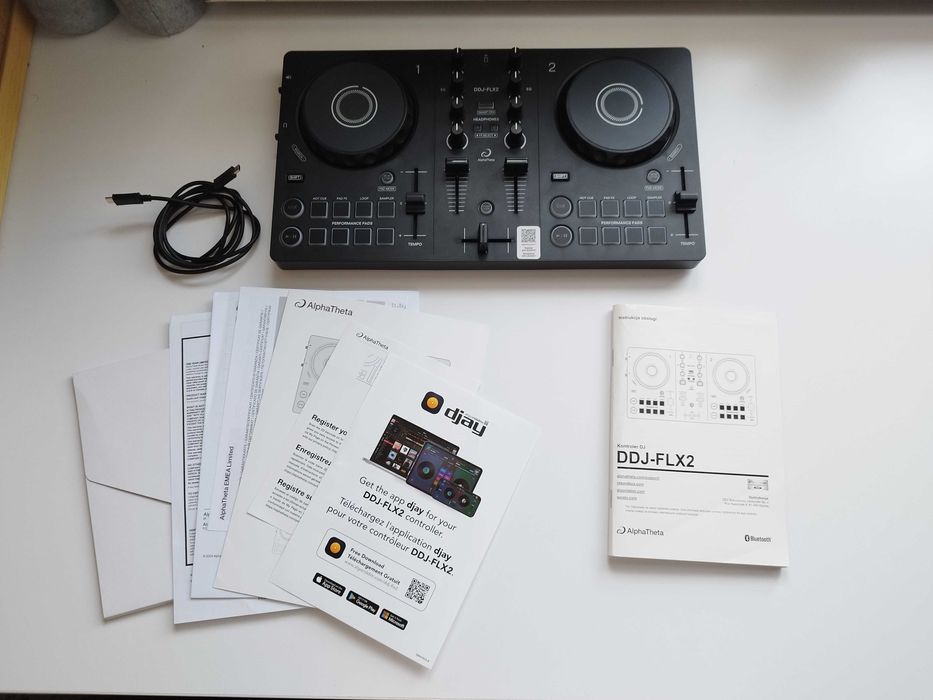 Kontroler DJ AlphaTheta DDJ-FLX2