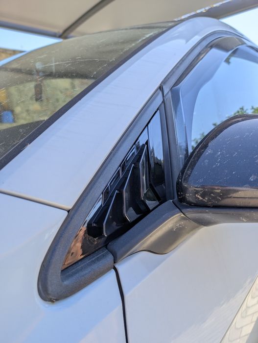 Apliques Golf 7 p/ vidro porta frontal (NOVOS)