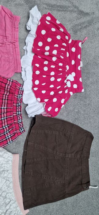 Spódnice i spodenki dla dziewczynki rozm 98cm