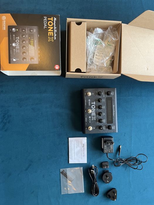IK Multimedia Tonex Pedal - procesor gitarowy