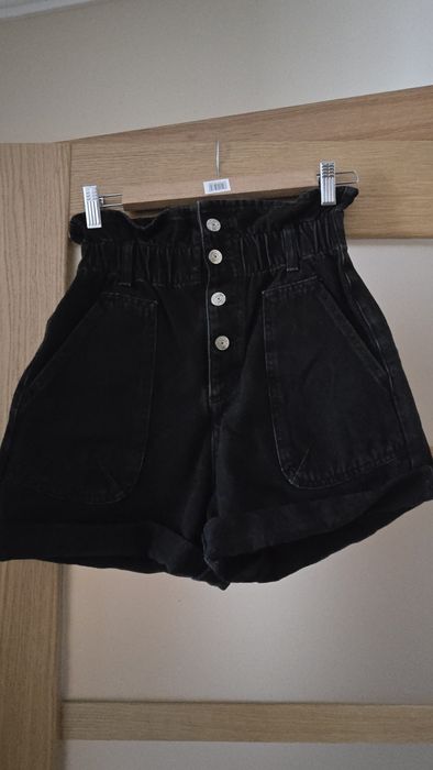 Жіночі джинсові шорти ZARA