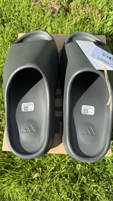 Buty Adidas Yeezy Slide Dark Onyx