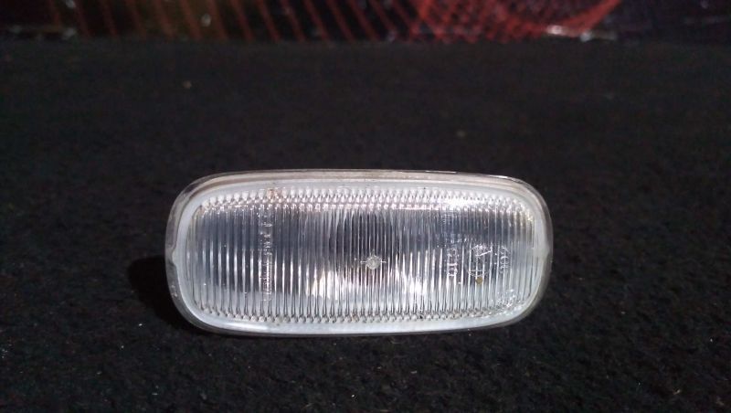 Piscas Guarda Lamas F.D Audi A6 (4B2, C5)