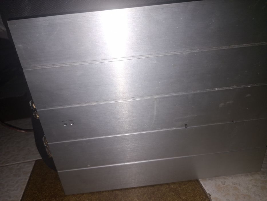 Subwoofer e amplificador GZ