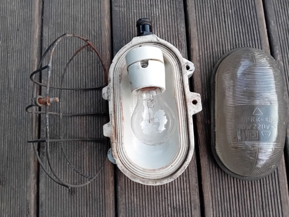 Lampa jak w prl.