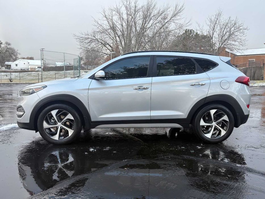 Hyundai Tucson Limited      2018