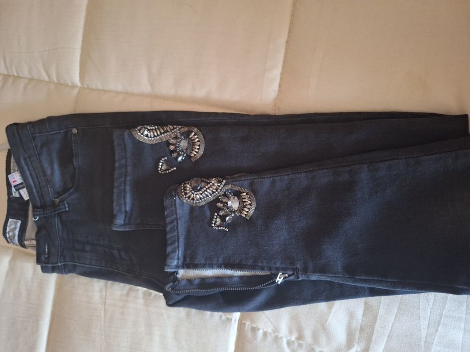 Calcas de ganga com aplicações