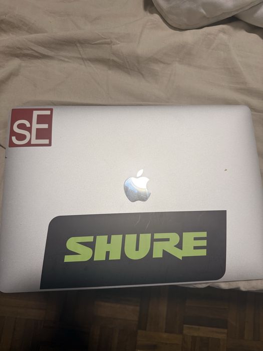 MacBook Pro 2017 13" i5 | 8GB RAM | macOS Ventura | Excelente Estado