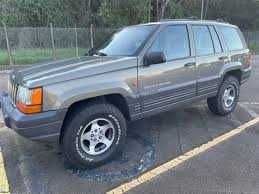 Jeep Cherokee Laredo 1998