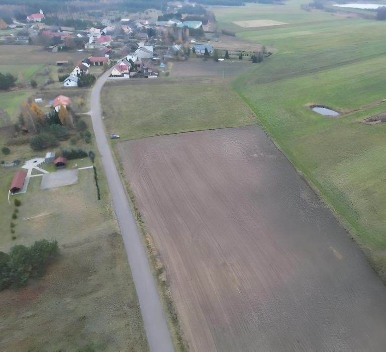 Sprzedam działki budowlane bezterminowe WZ