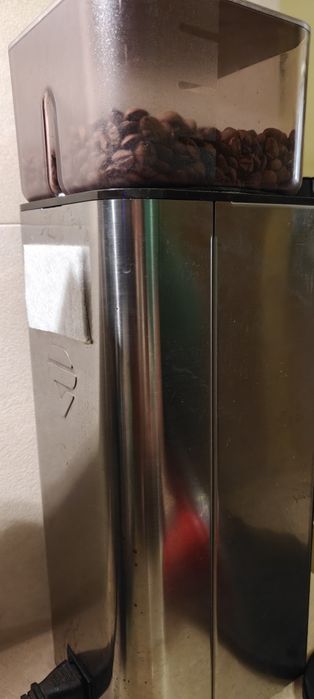 Młynek elektryczny do kawy Lelit William PL72