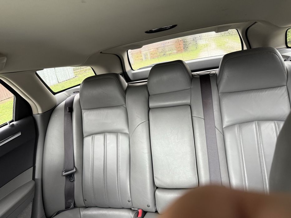 Sprzedam chryslera 300c