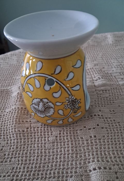 Queimador de óleos essenciais em cerâmica