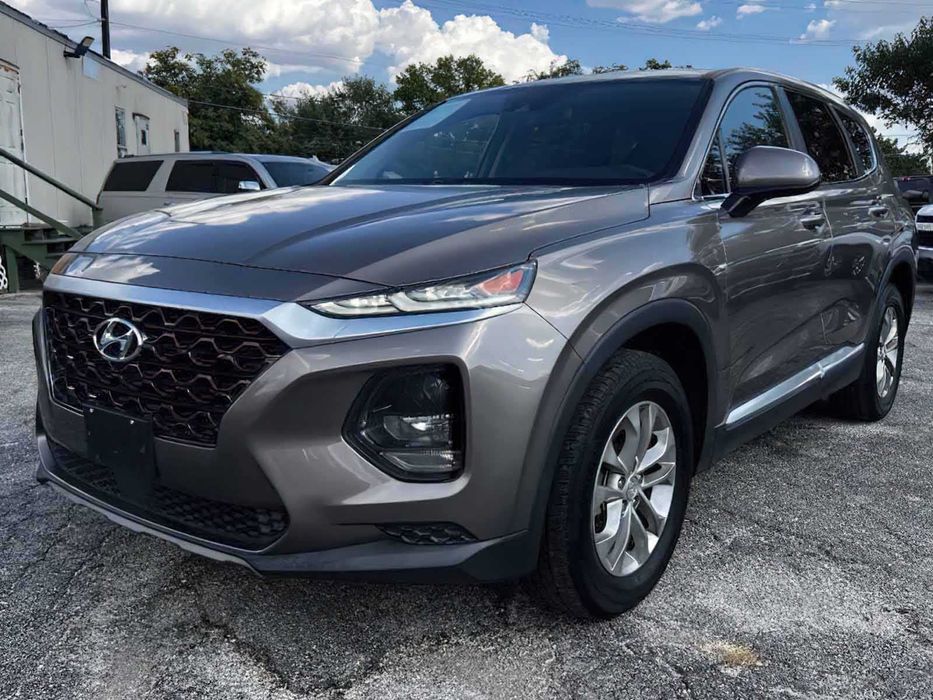 Hyundai Santa Fe      2019