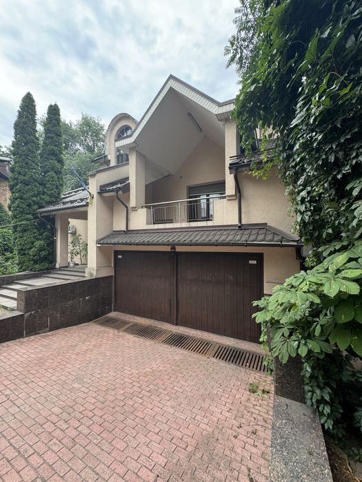 Сдам дом 500 м2 ул.Крутогорный спуск 16