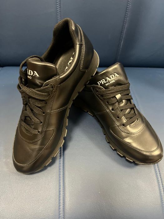 Чоловічі кросівки Prada