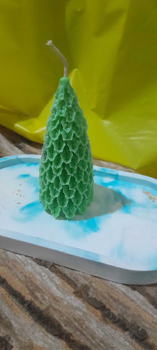 Свічка ялинка. Свеча елка.