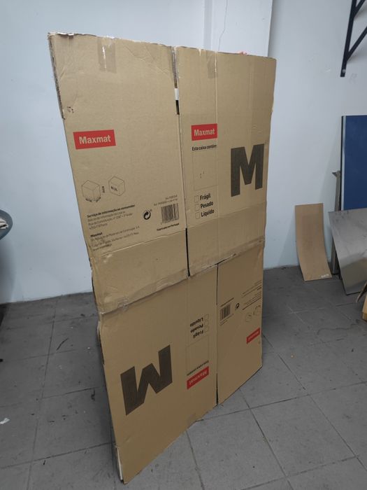 Painel de banheira transparente