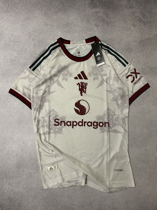 футбольна футболка adidas Manchester United 2026/27