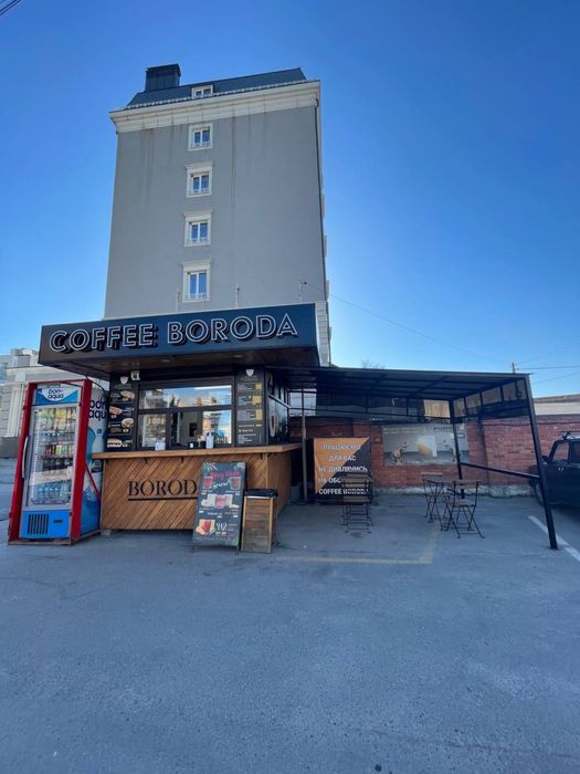 Продаж кавʼярні Мафу з терасою