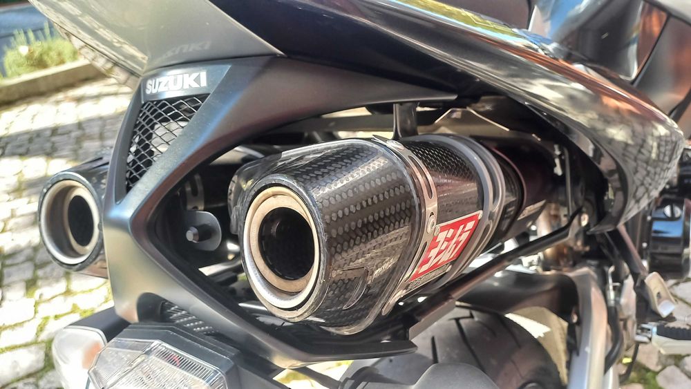 Suzuki 1300 B-King 185cv - Nacional