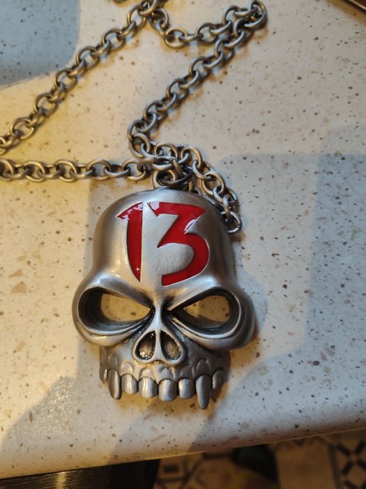 Naszyjnik łancuch z wisiorem  czaszka