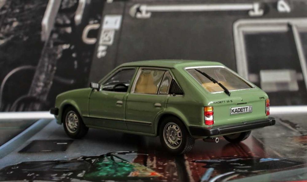 Opel Kadett D - model 1/43