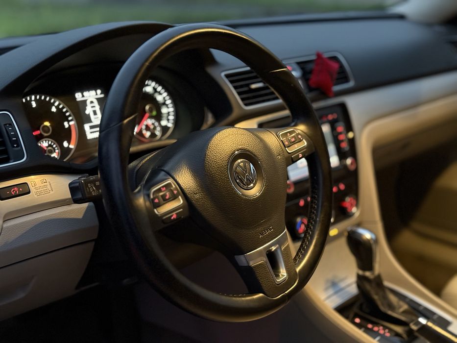 Продам Volkswagen Passat b7