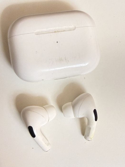 Навушники AirPods Pro