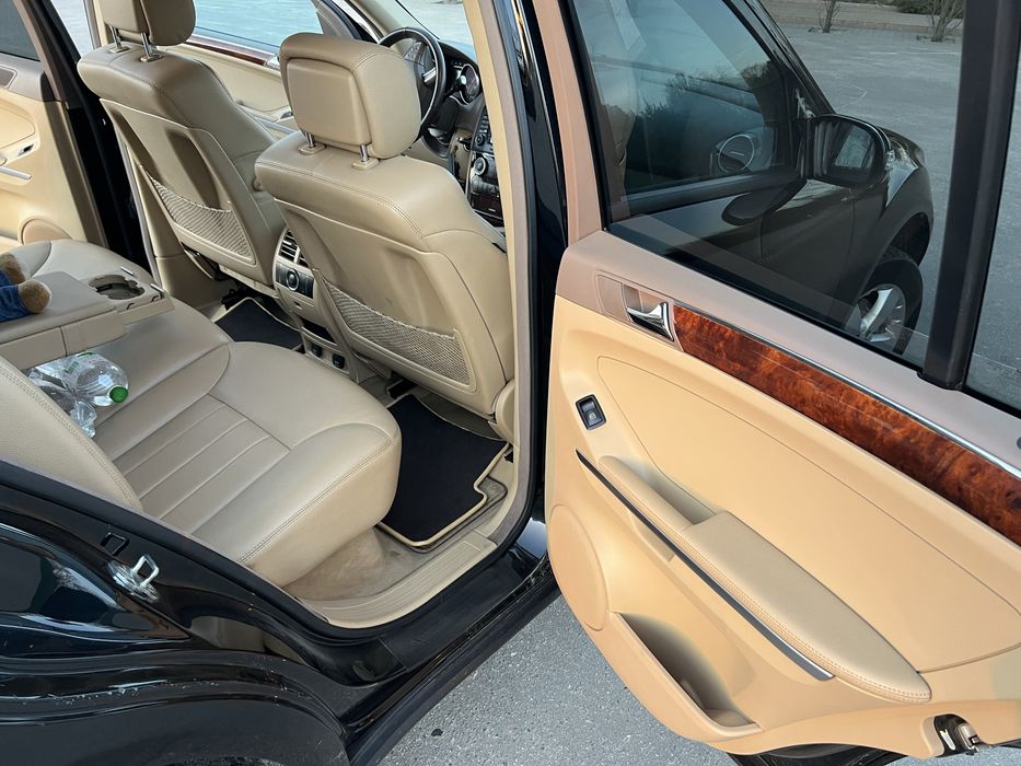 Mercedes-Benz M-Class 2006 полный привод ГАЗ/бензин