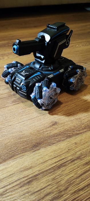 Tank fight car, на радіоуправлінні