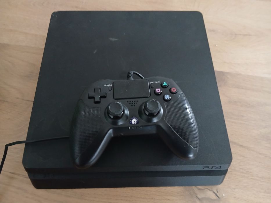 PS4 500 GB  semi nova