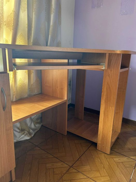 Mesa de canto para escritório/quarto
