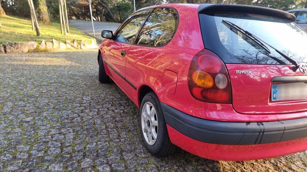 Toyota Corolla 2.0D Starvan (1997)